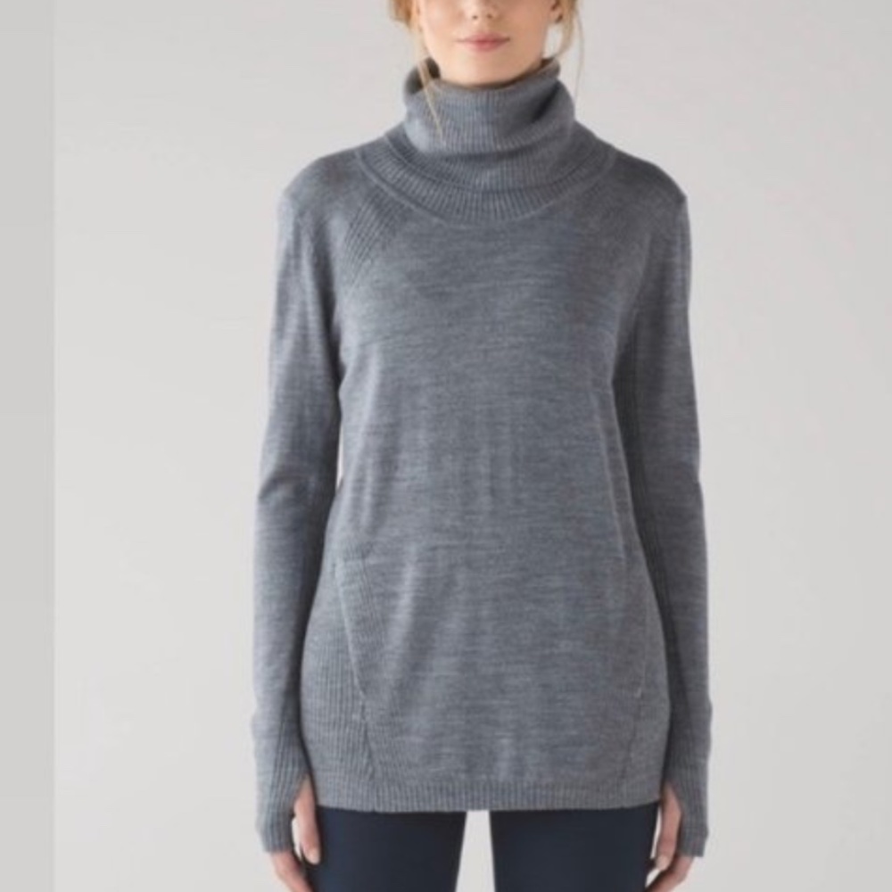 Lululemon Athletica Sweat and Savana Sweater sz 2